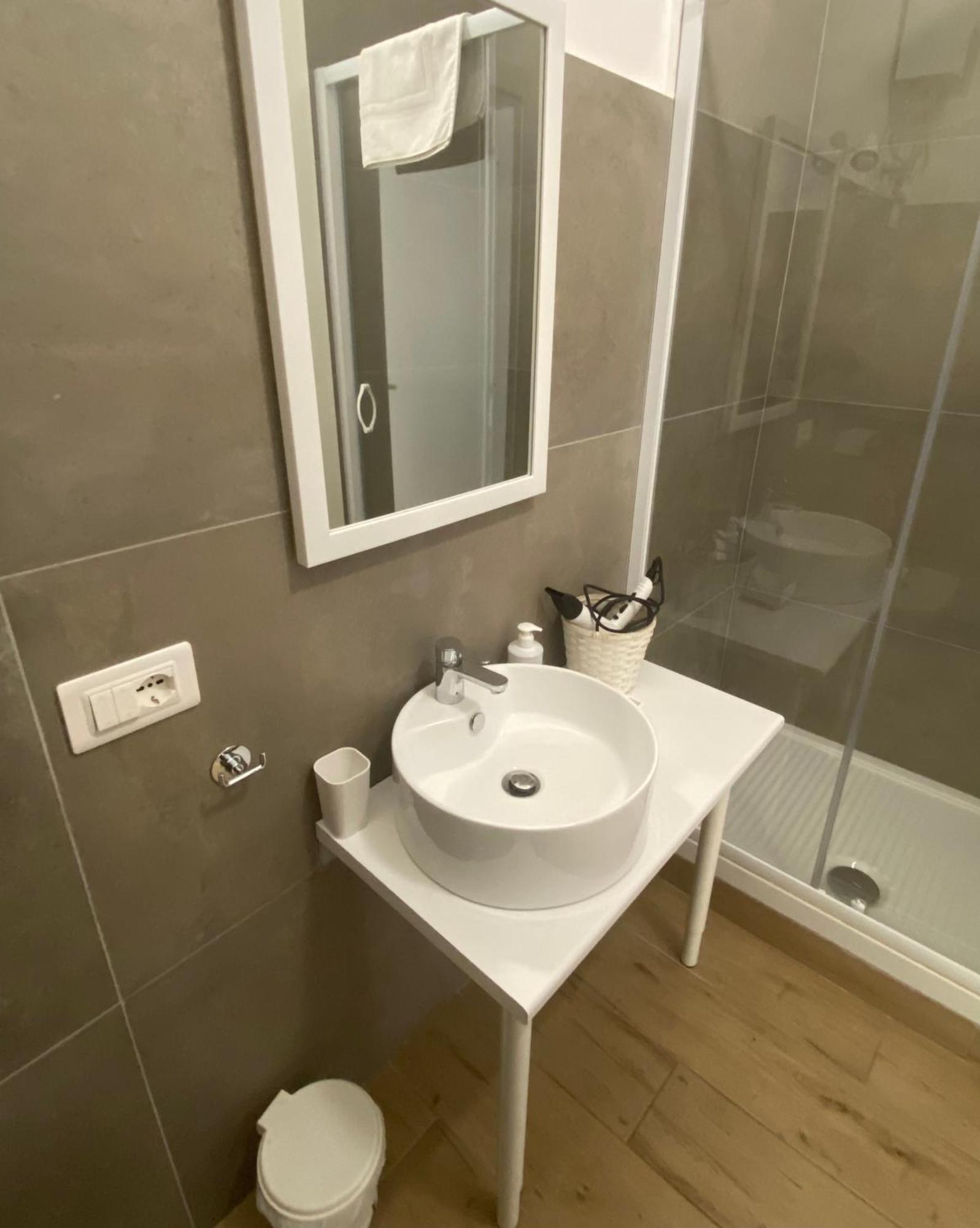 Vanvitelli Apartments Caserta Esterno foto